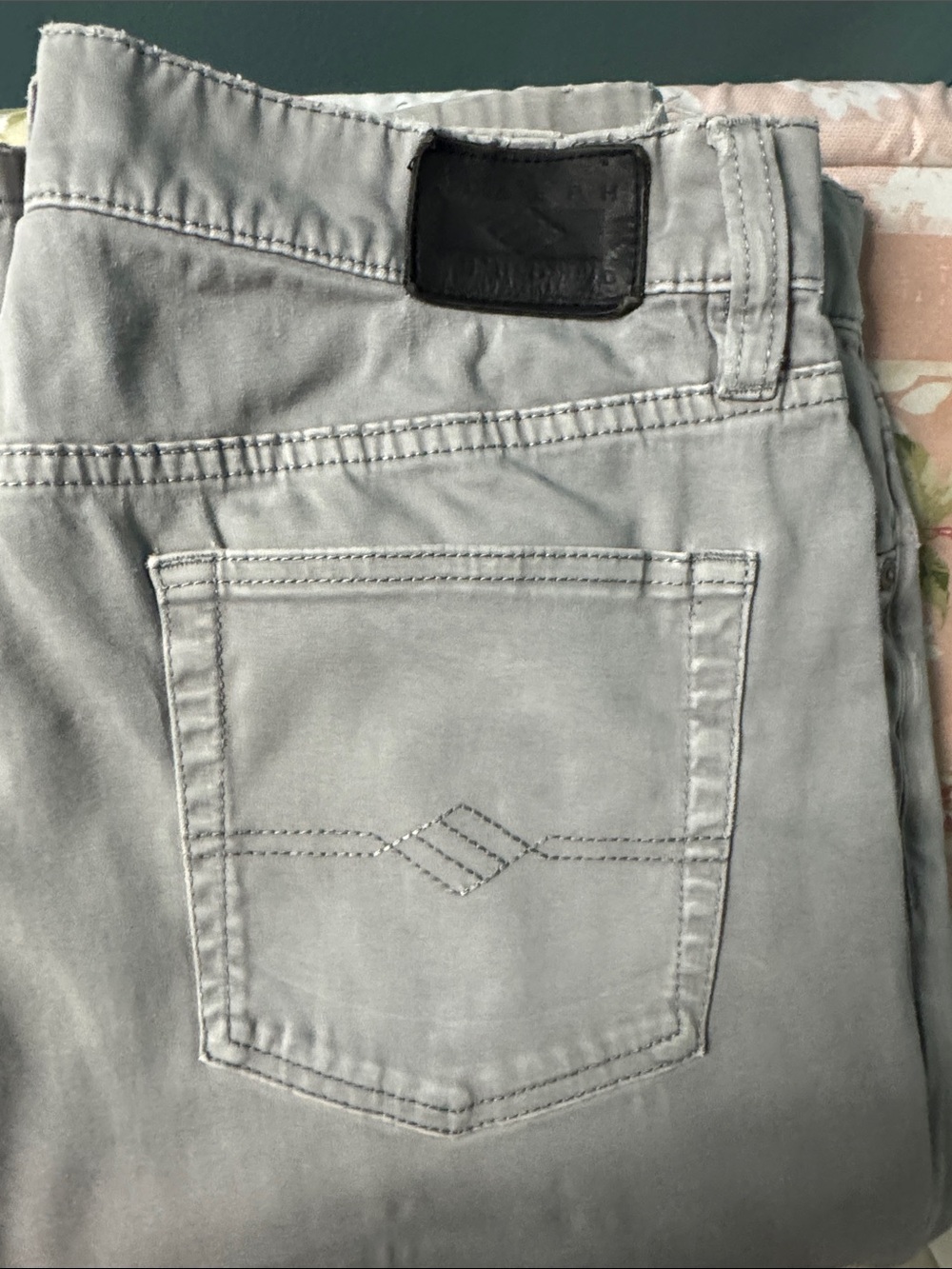 Joseph Abboud Slim Men’s Jeans in Light Gray